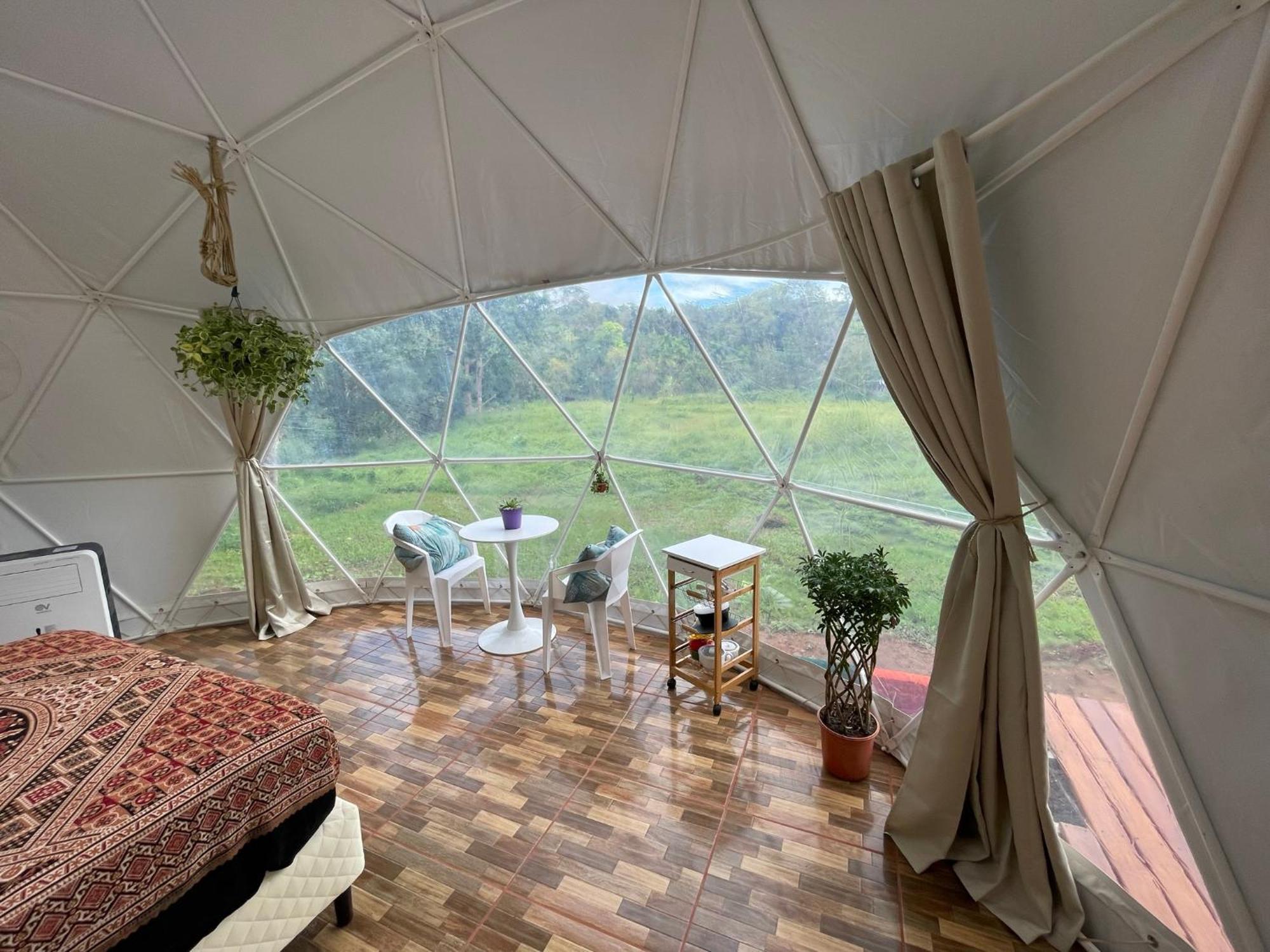 La Comarca River Glamping Dome Near Manuel Antonio Exteriör bild