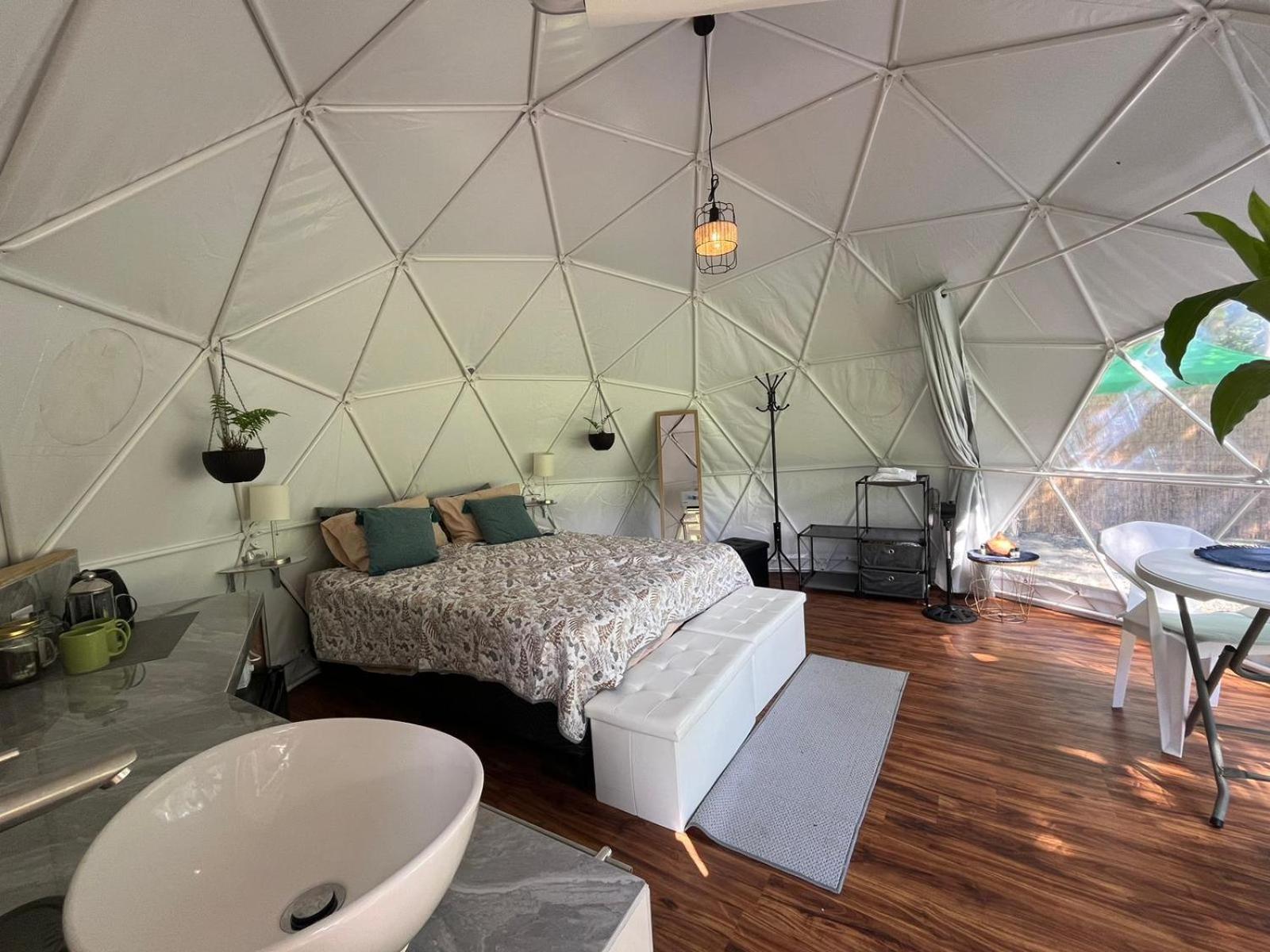 La Comarca River Glamping Dome Near Manuel Antonio Exteriör bild