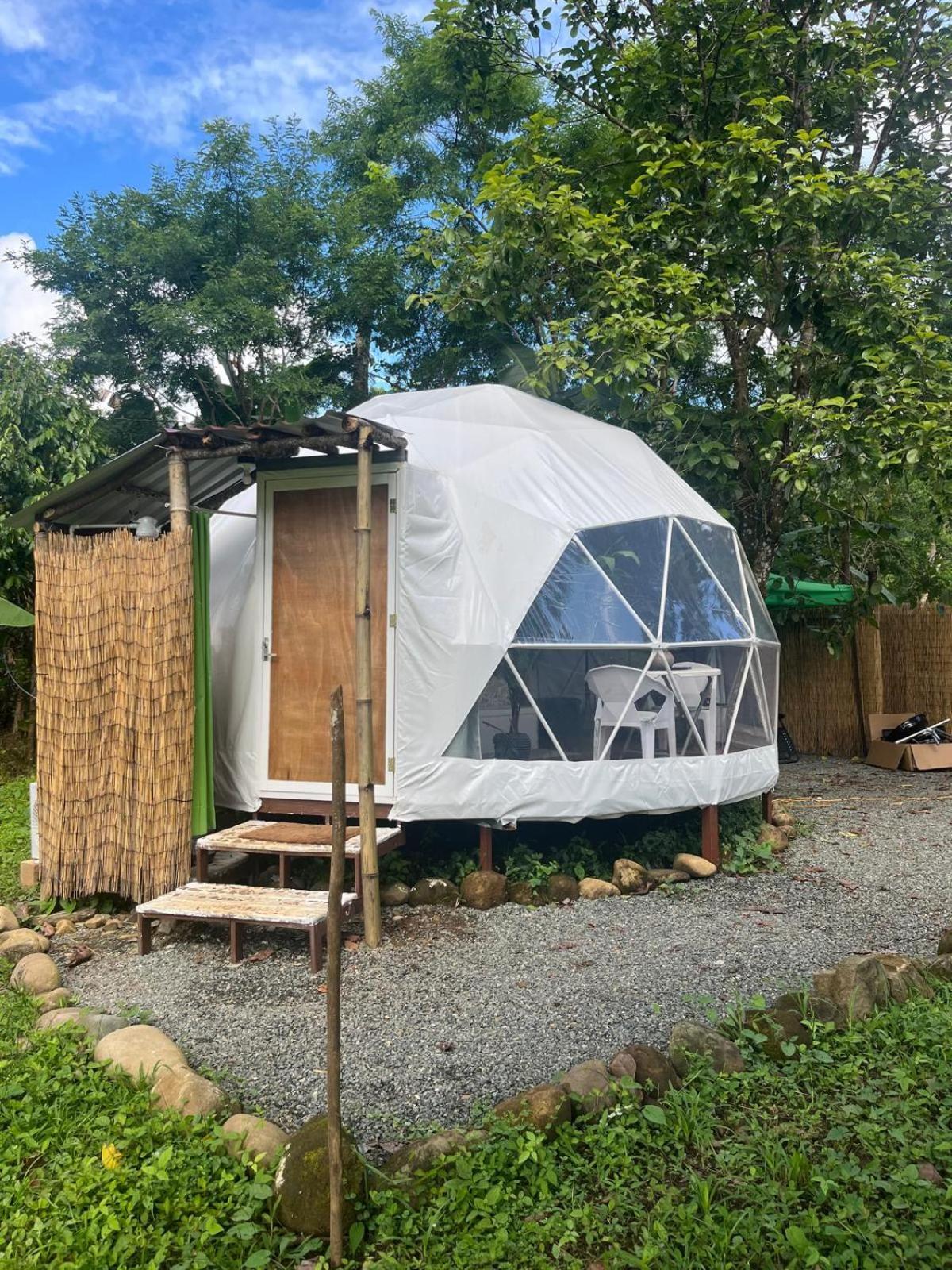 La Comarca River Glamping Dome Near Manuel Antonio Exteriör bild